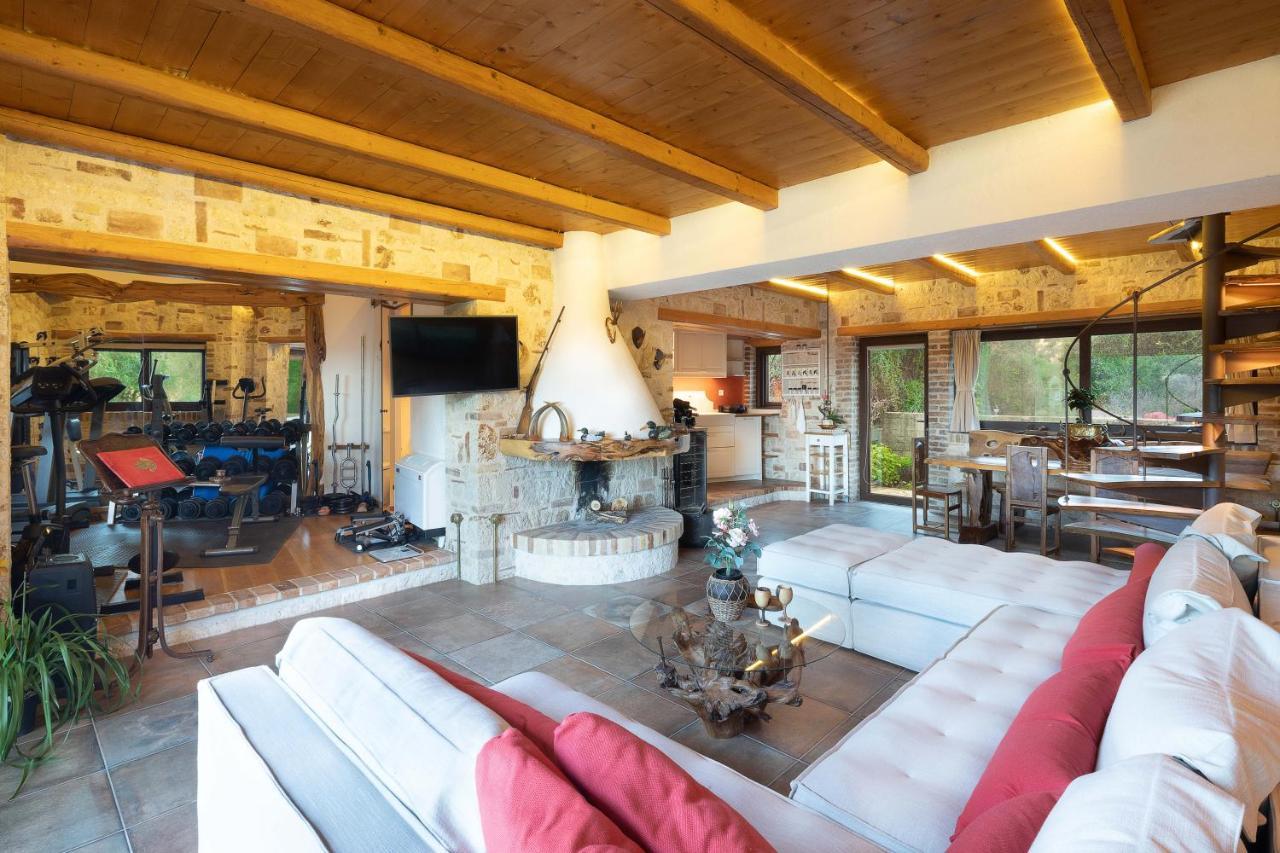 Kompítsion Villa Madera By Corfuescapes מראה חיצוני תמונה